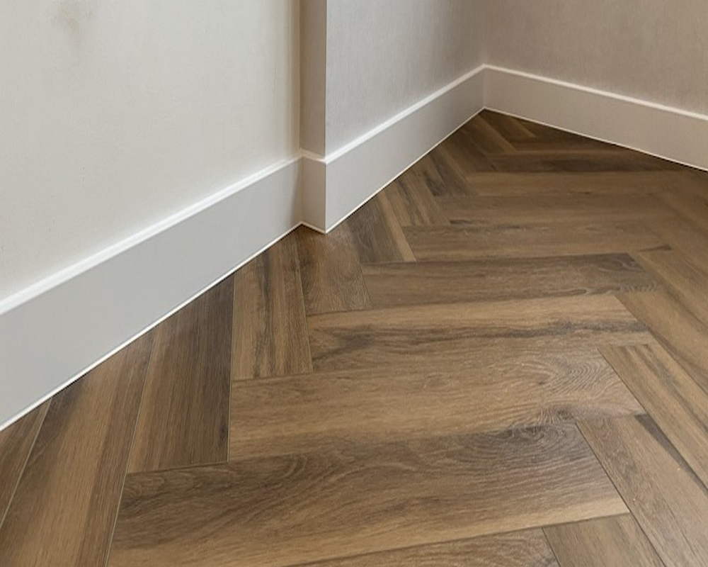 Плинтус ХДФ Dollken Cubu Flex Life 100 мм х 2,5 м 1013 (5012) Белый