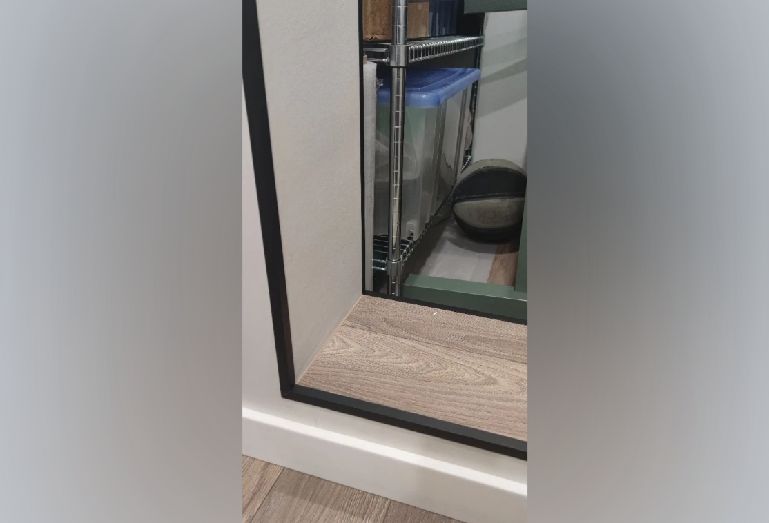 Угол декоративный 10х10 Уп 01-27.2700.515 Черный