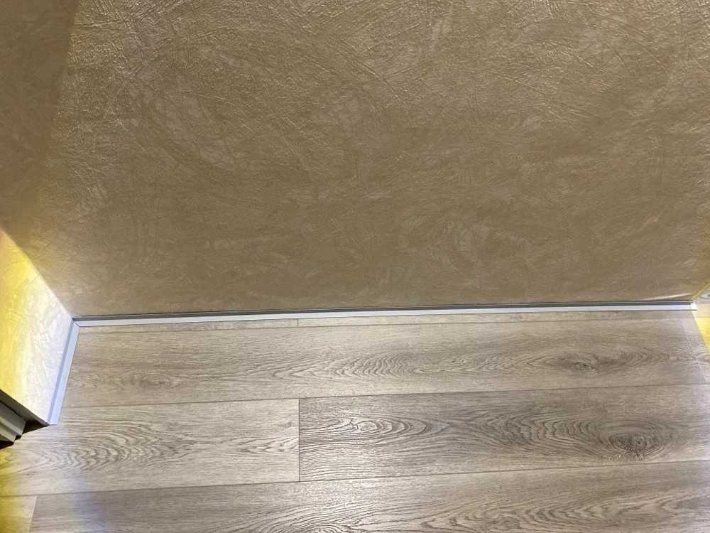 Антиплинтус Апл 02.2700.001. Без покрытия