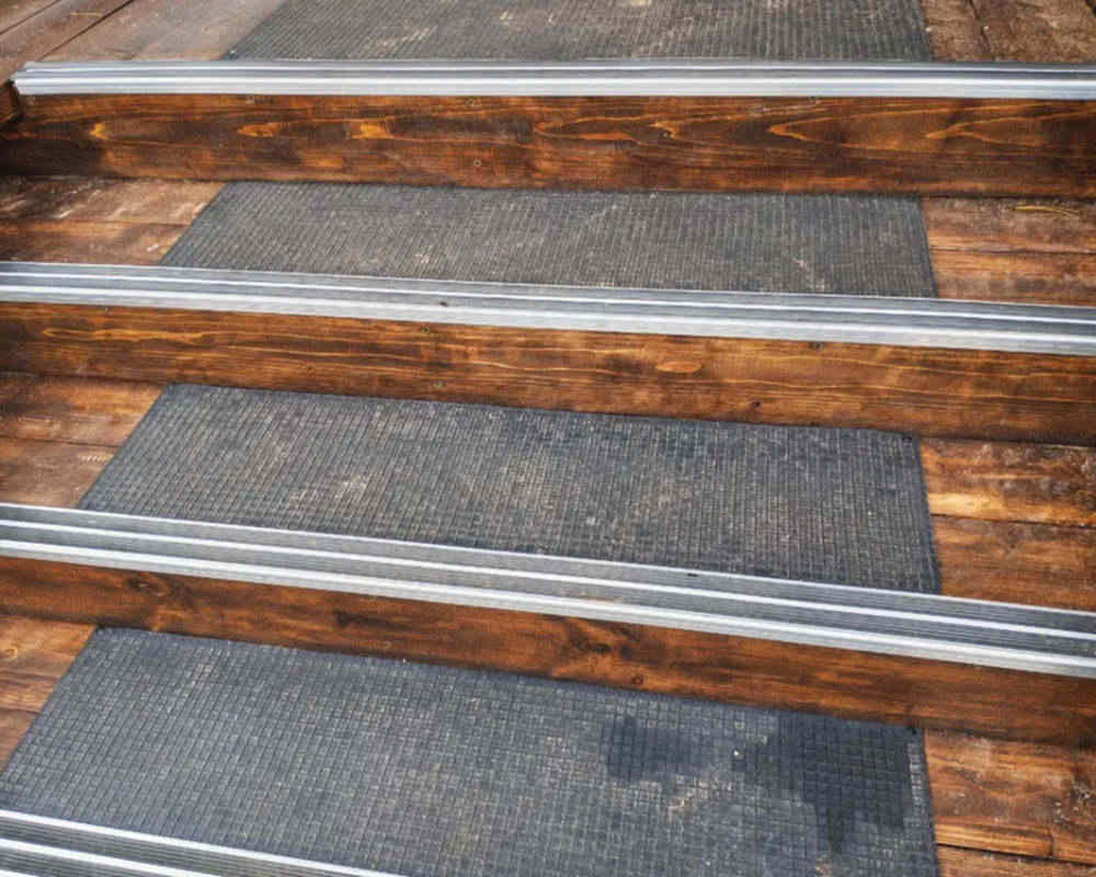 Порог одноуровневый ПС 08.1800.15 Черный