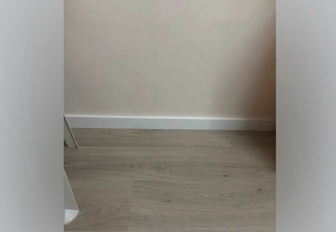 Плинтус МДФ Smartprofile Paint  80А Белый