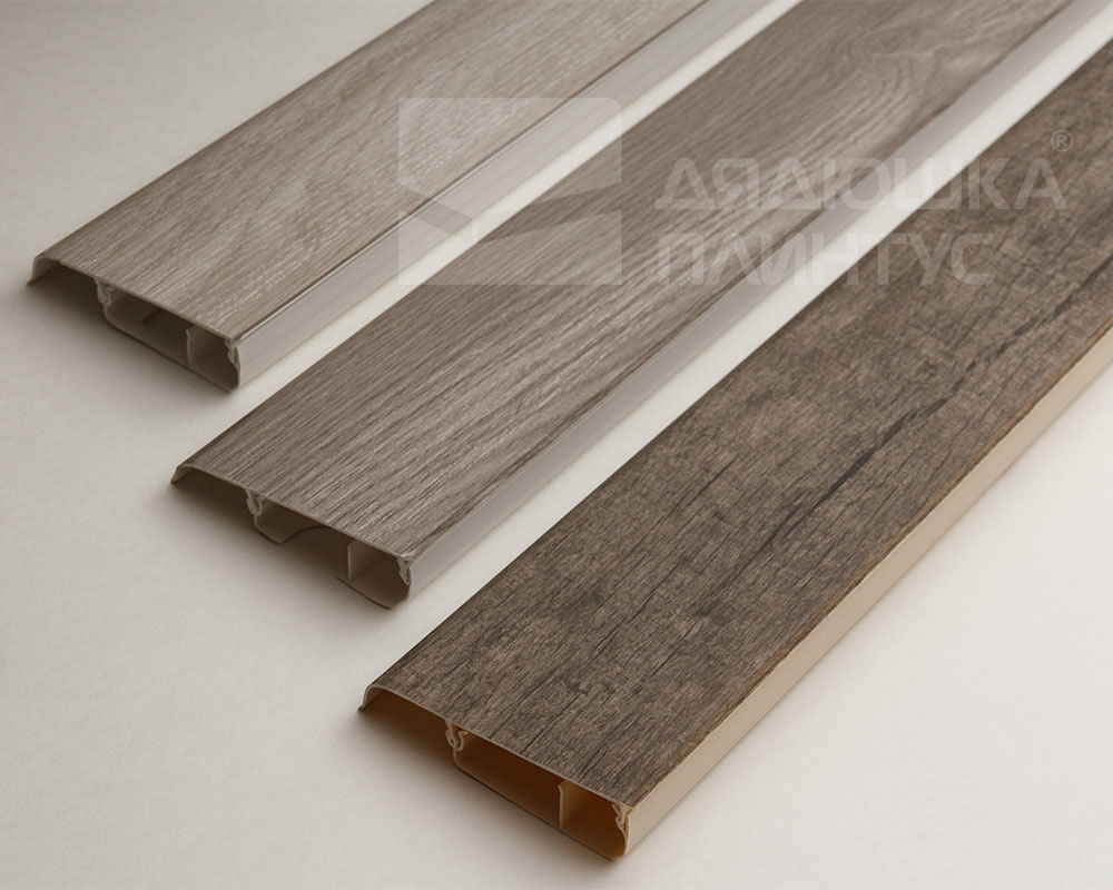 Плинтус ПВХ Salag Lima 72мм 2,5м. Белый Embossing