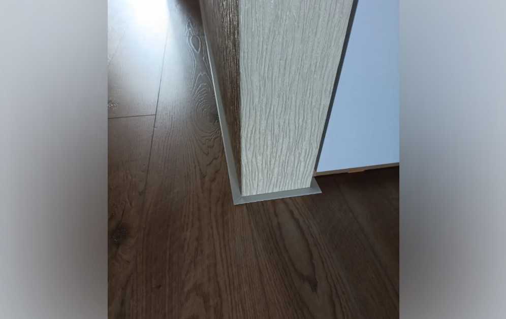 Микроплинтус MSAPL 01.2700.01L Анод серебро