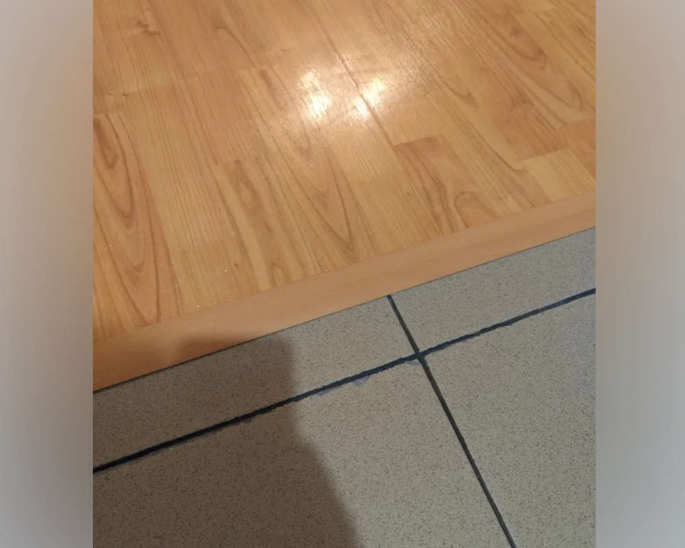 Самоклеящийся порог ЛС 35.2700.4088 Орех