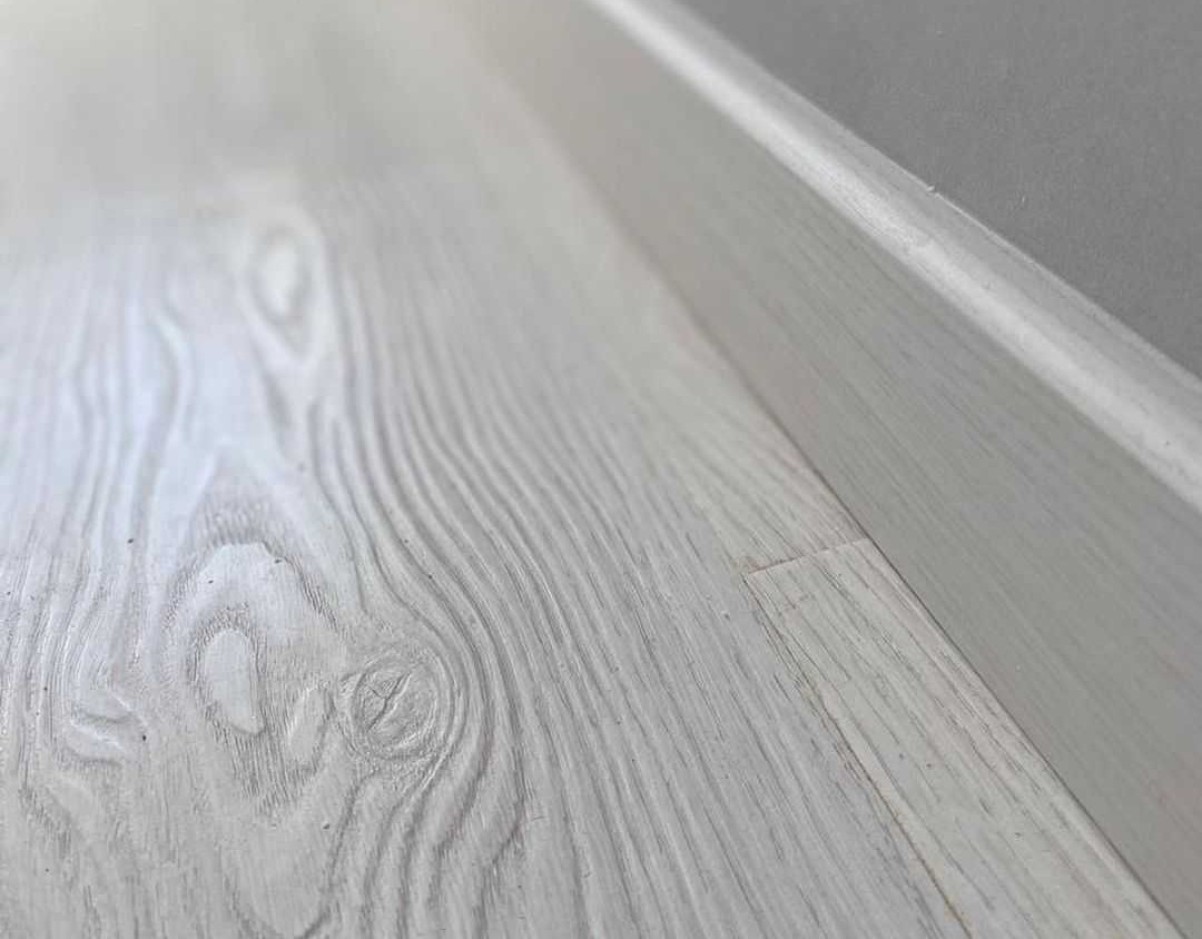 Плинтус МДФ Smartprofile Strong 80М Дуб французский