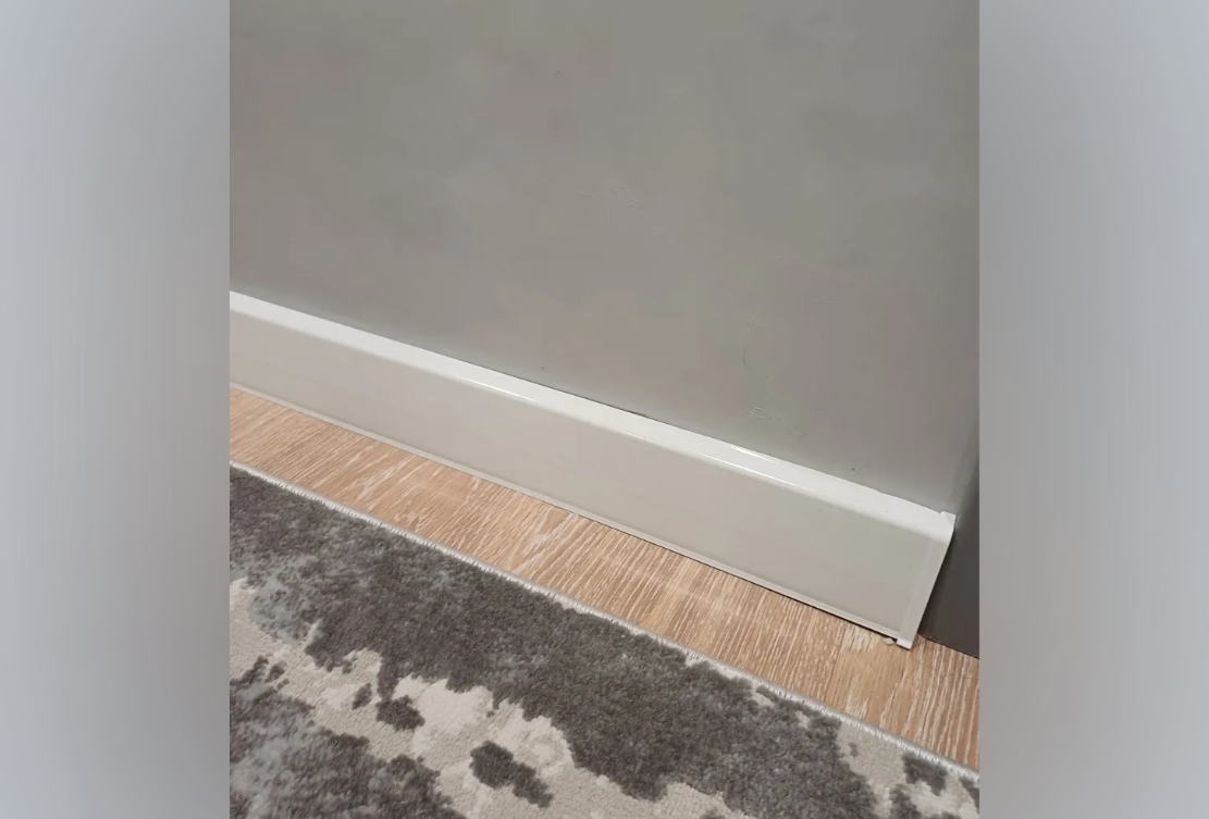 Плинтус ПВХ Волшебная палочка 70мм Home 2,2м 7013