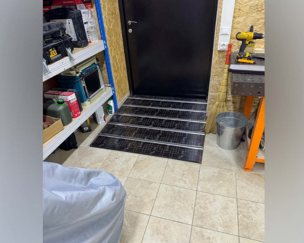 Порог одноуровневый ПС 08-1.2700.202л Золото анод