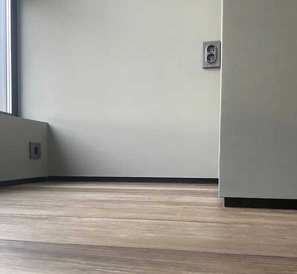 Теневой плинтус Лука Плт 55.2500.215