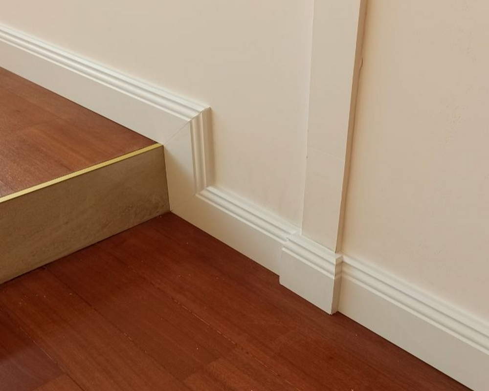 Плинтус ХДФ Dollken Cubu Hamburg Style 100 мм х 2,5 м 5012 Белый