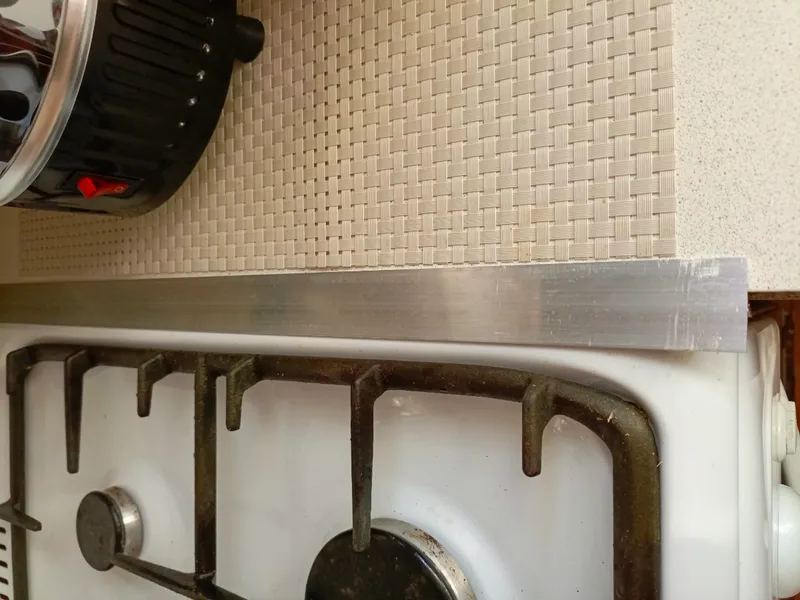 Тавр 30*20 мм Тп 06.2000.504л Бронза. Цена за 5 штук.